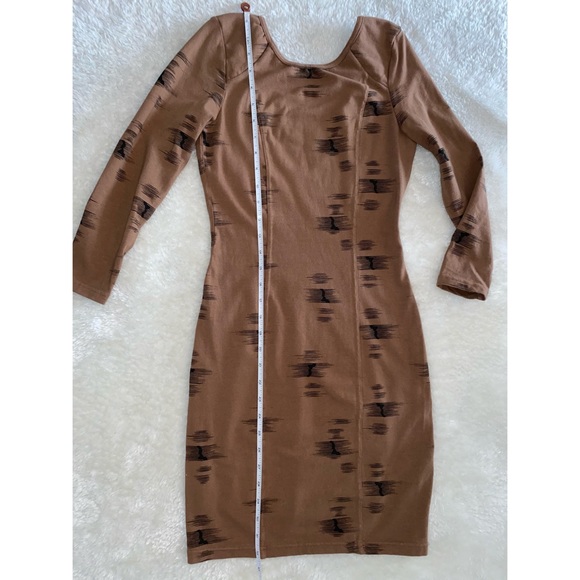 Aritzia Wilfred Dress - Picture 3 of 5